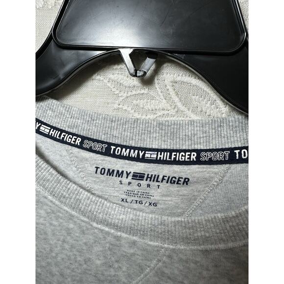 Tommy Hilfiger Sport Velour Big Logo Flag Long Sleeve Pullover Sweatshirt XL - Picture 3 of 5